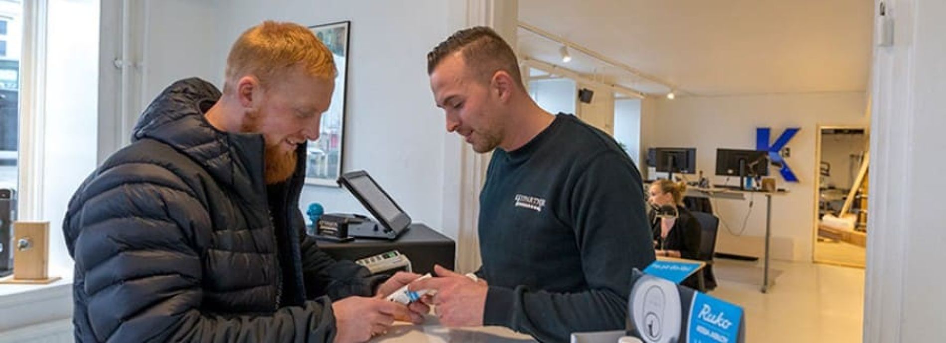 Låsesmed giver rådgivning